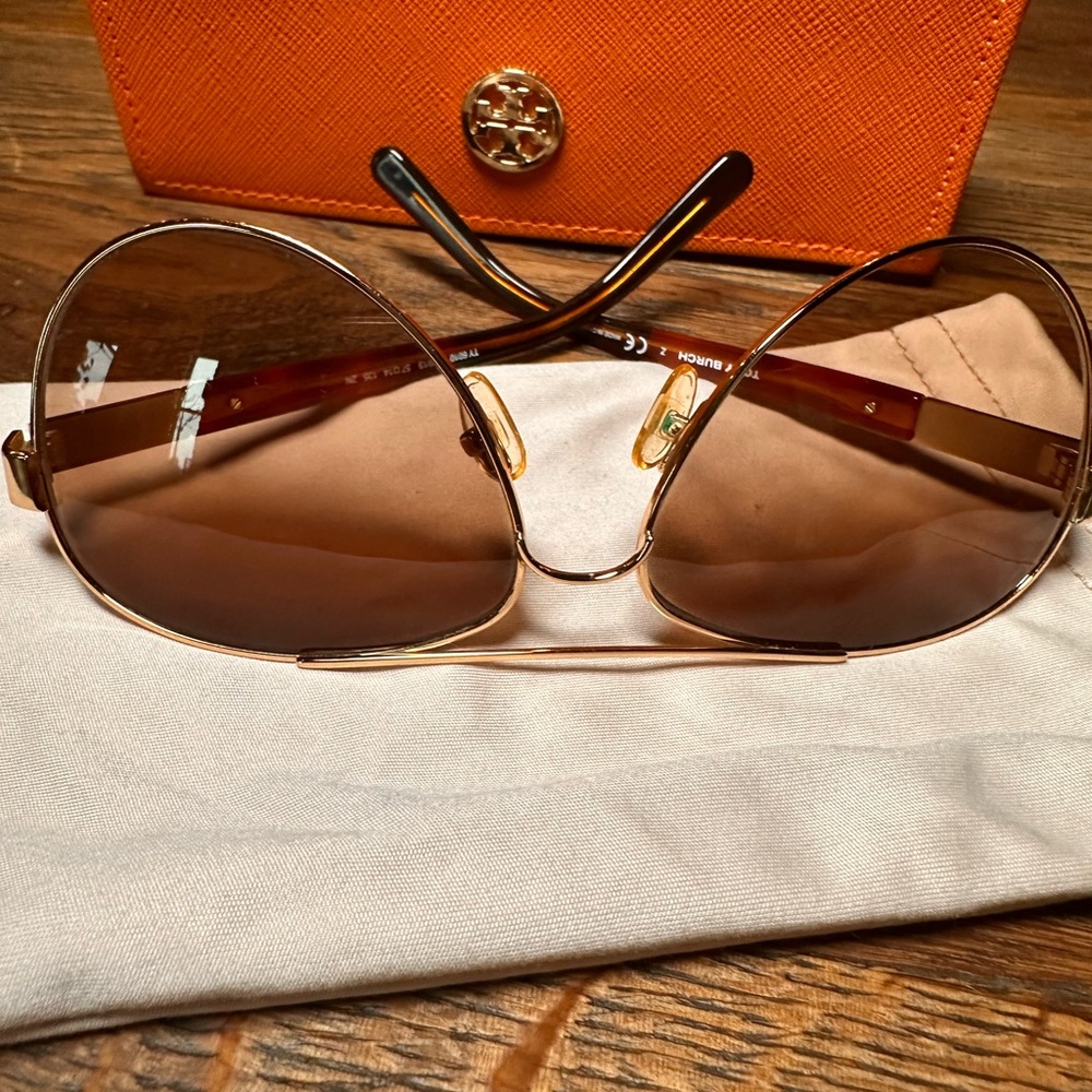 Tory Burch Gold and Brown Aviator Sunglasses - Picture 8 of 10